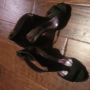 Carlos by Carlos Santana back zip women's black shoes, 6.5